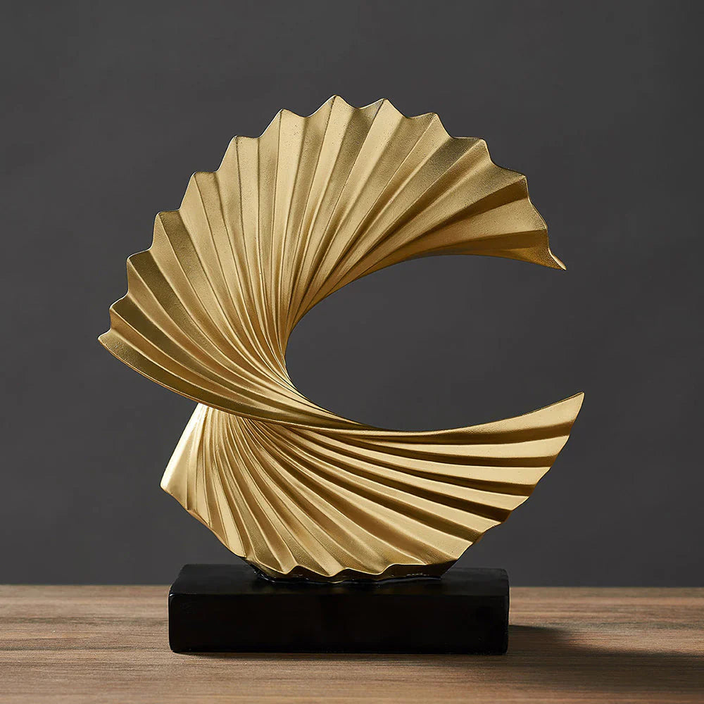 Stilvolle Halbmond-Skulptur – Elegante Mond Deko für Zuhause & Büro