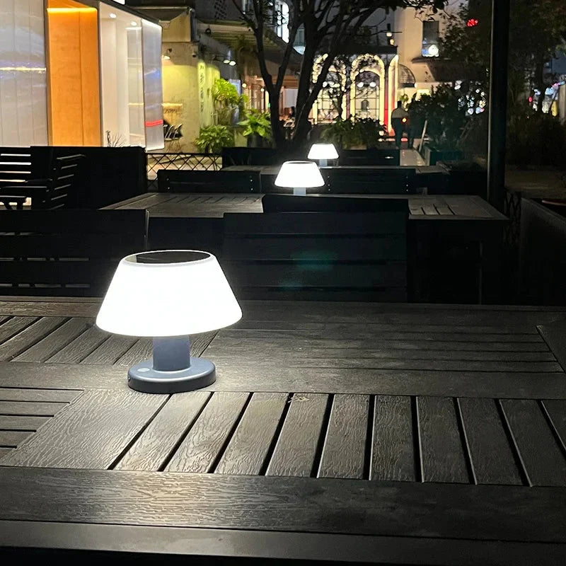 Kabellose LED Tischleuchte mit Akku