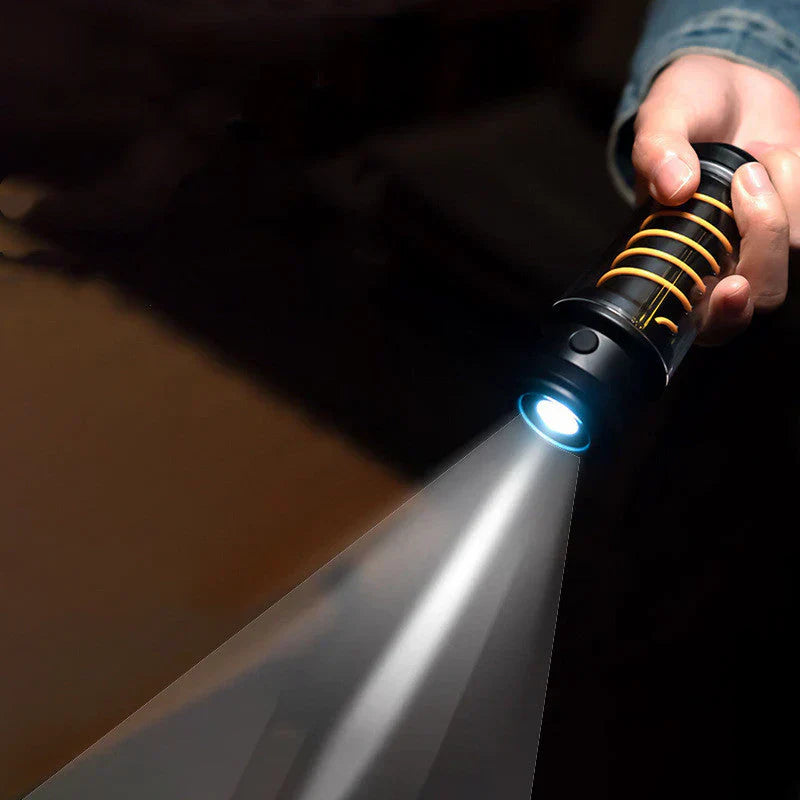 Vielseitige LED Campinglaterne mit Taschenlampenfunktion