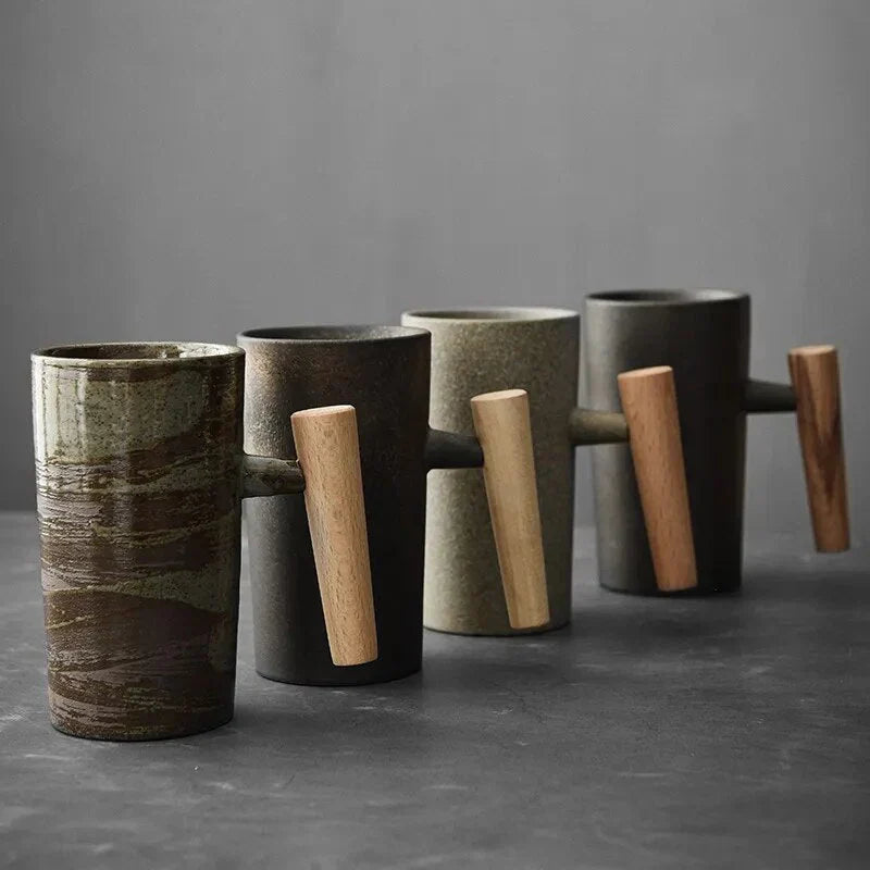 Nordische Design Tasse – Minimalistische Keramiktasse mit Holzgriff