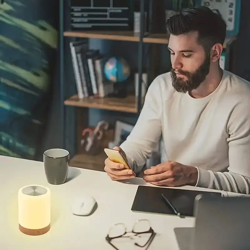 Dimmbares LED Nachtlicht mit Modernem Design und Farbwechsel