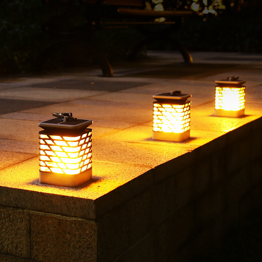 Solar LED Gartenlaterne Mit Rillen-Design – Dekorative Außenbeleuchtung für Garten