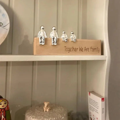 Zeitlose Familienskulptur