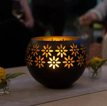 Blumenmuster Kerzenlampe – Dekorative LED Tischlampe für Stilvolle Beleuchtung