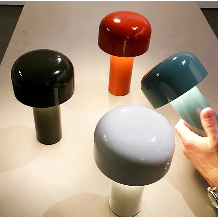 LED-Schreibtischlampe mit dreifacher Dimmfunktion