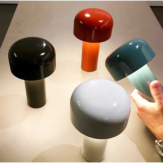LED-Schreibtischlampe mit dreifacher Dimmfunktion