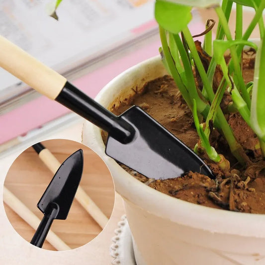 3-teiliges Gartenwerkzeug-Set mit Holzgriffen – Handliche Schaufel, Rechen und Hacke für die Gartenpflege