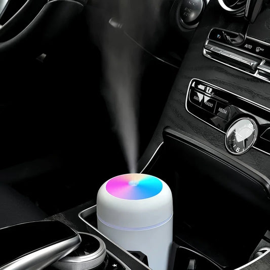 Kompakter Luftbefeuchter mit Aromatherapie USB Betrieben für Auto und Schlafzimmer